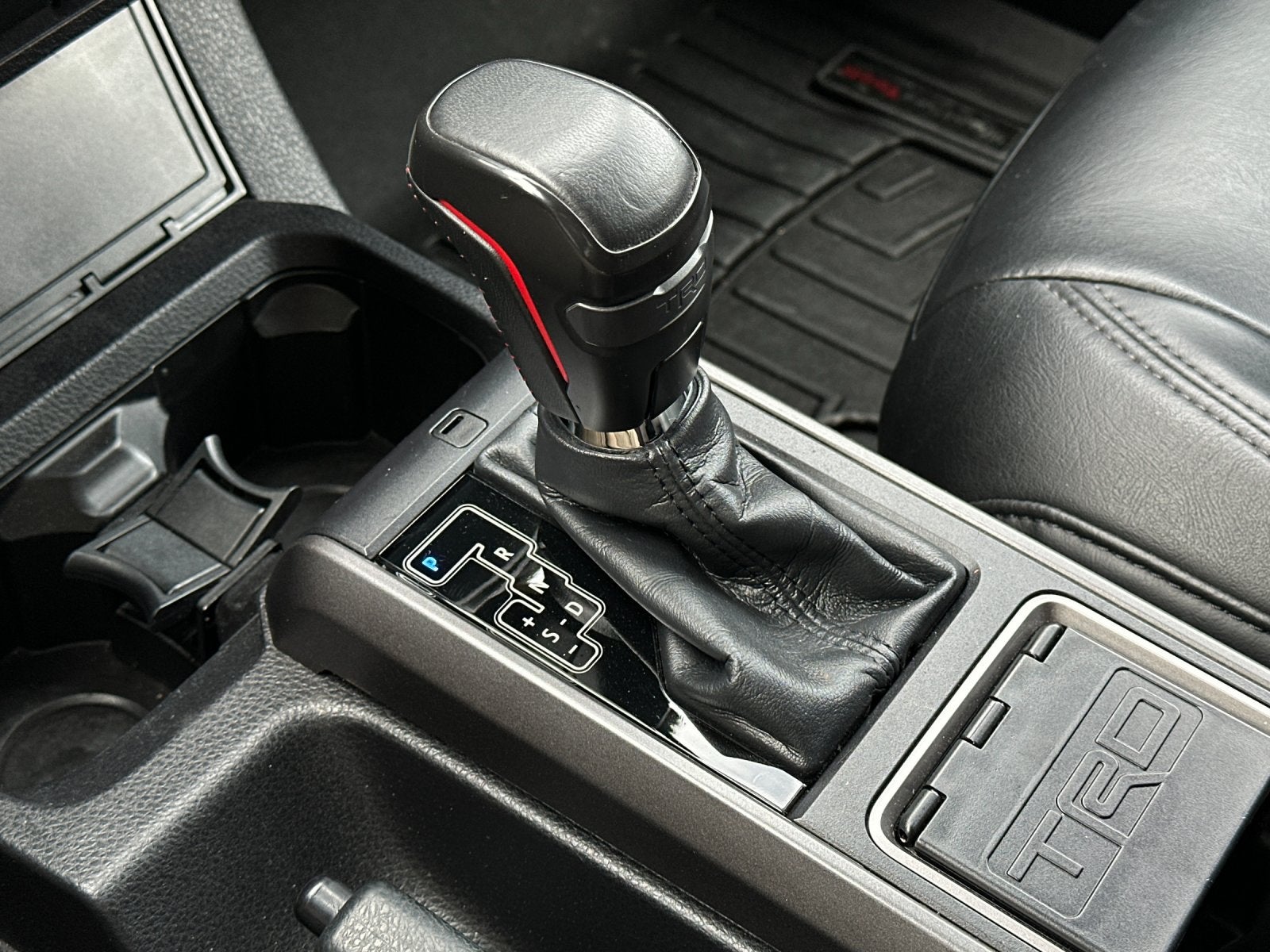 2022 Toyota Tacoma TRD Off-Road V6