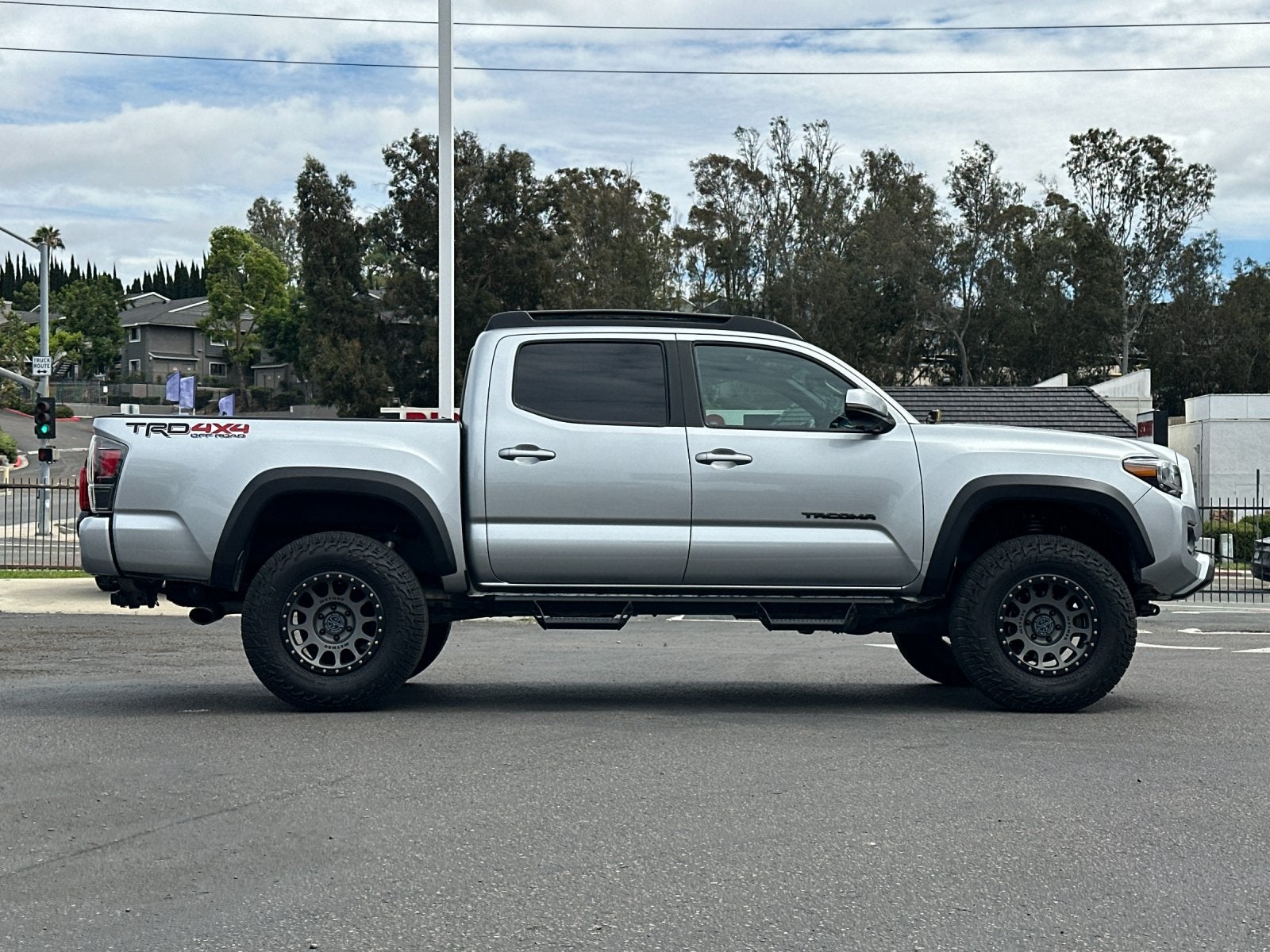 2022 Toyota Tacoma TRD Off-Road V6
