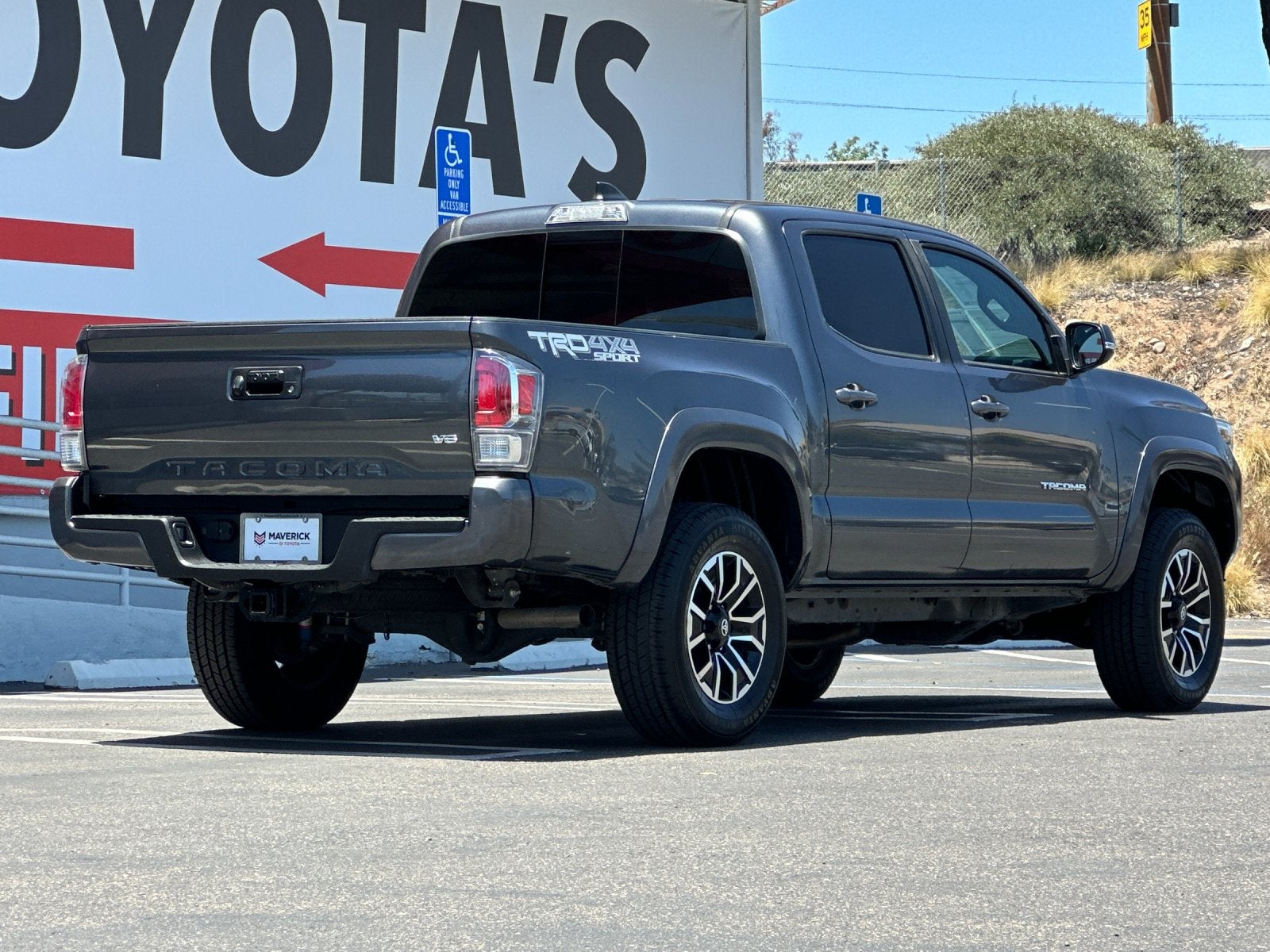 2021 Toyota Tacoma TRD Sport V6