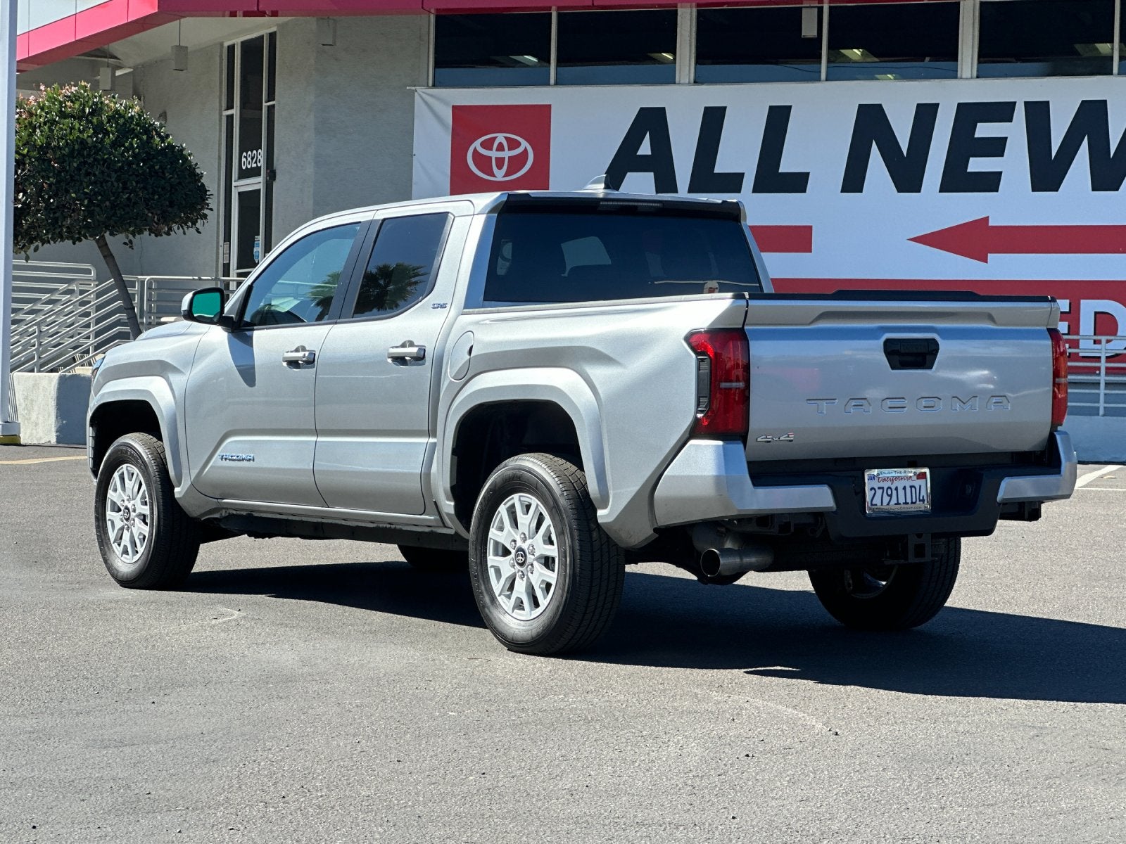 2025 Toyota Tacoma SR5