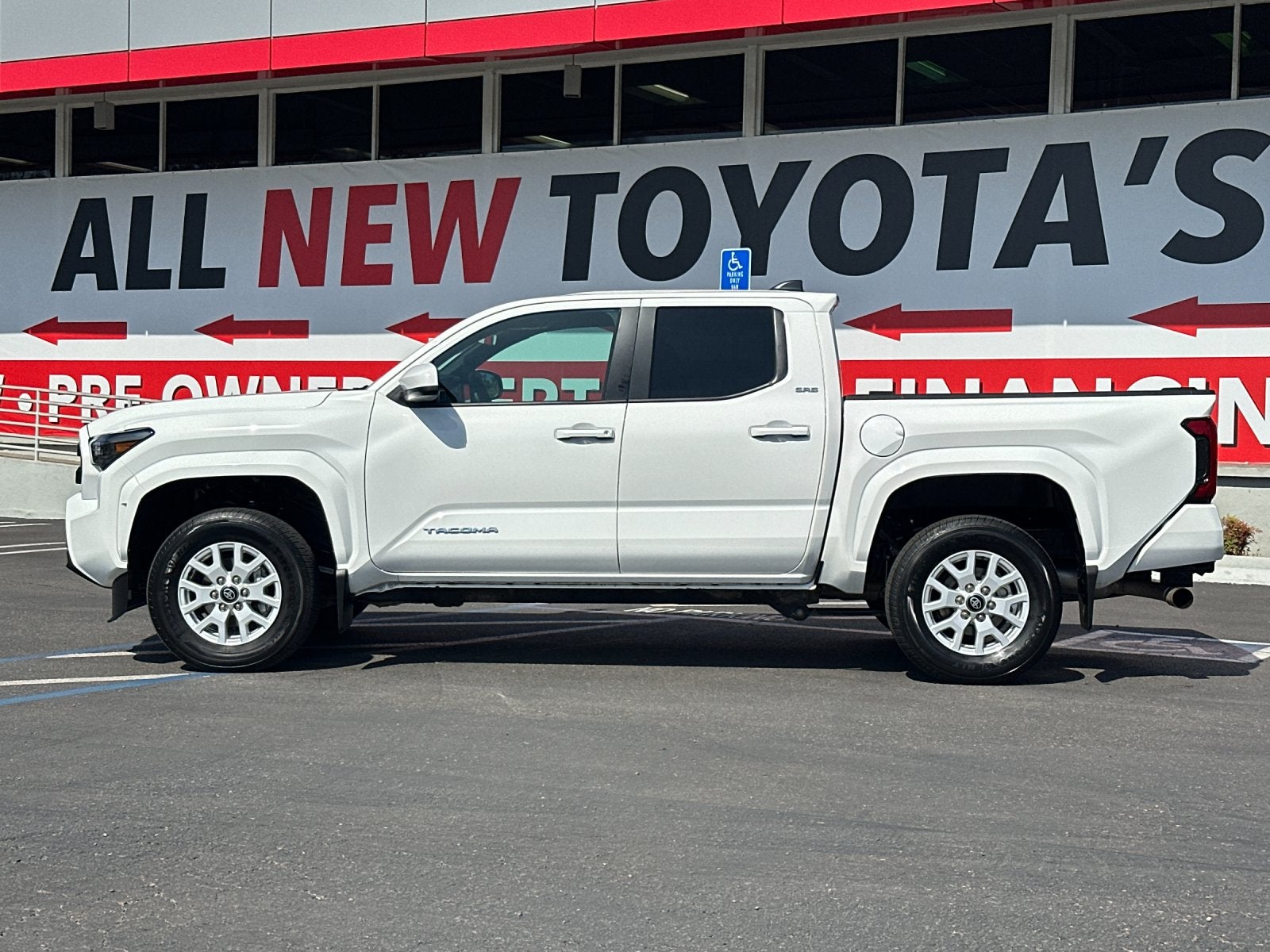 2025 Toyota Tacoma SR5