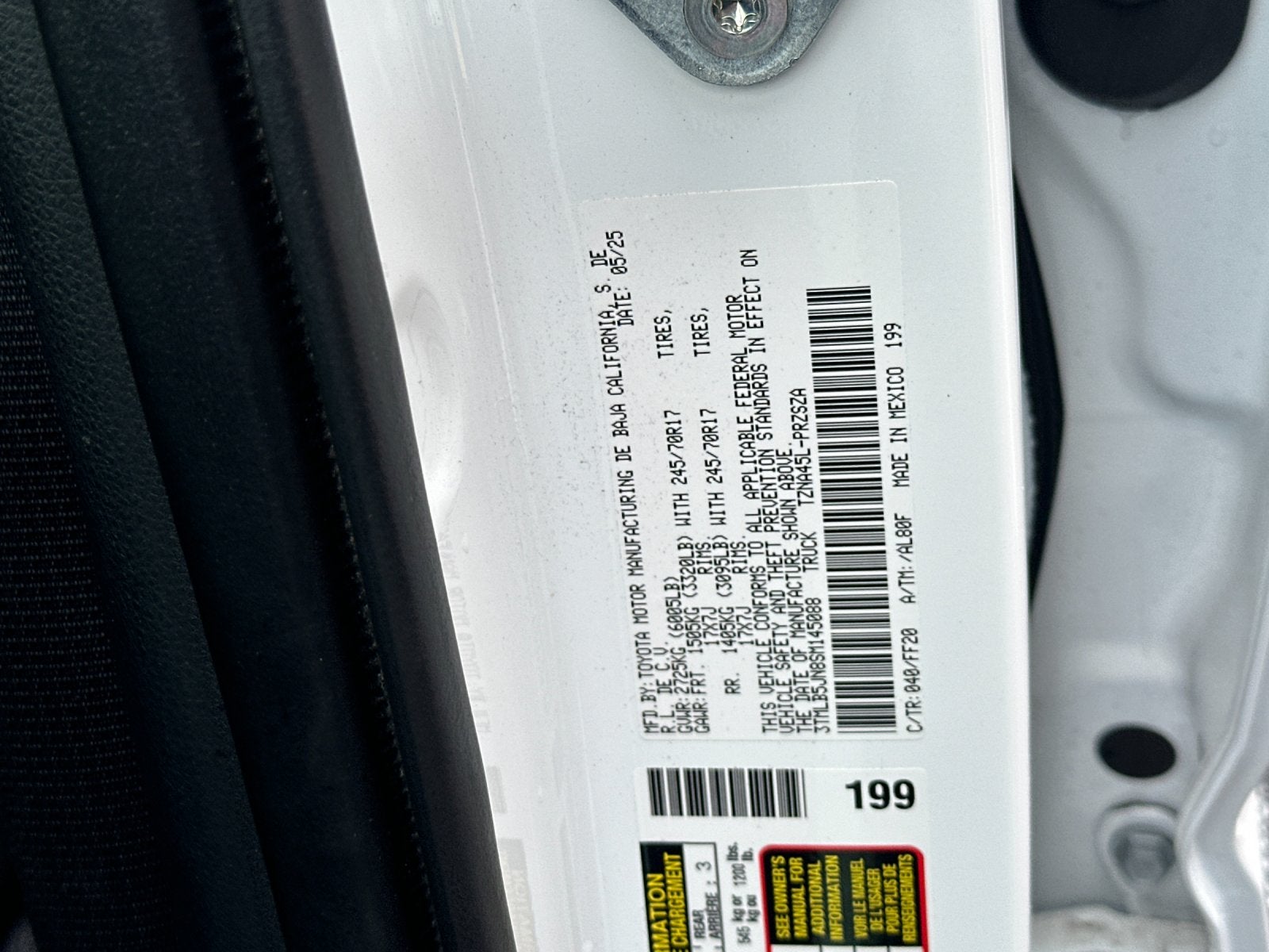 2025 Toyota Tacoma SR5