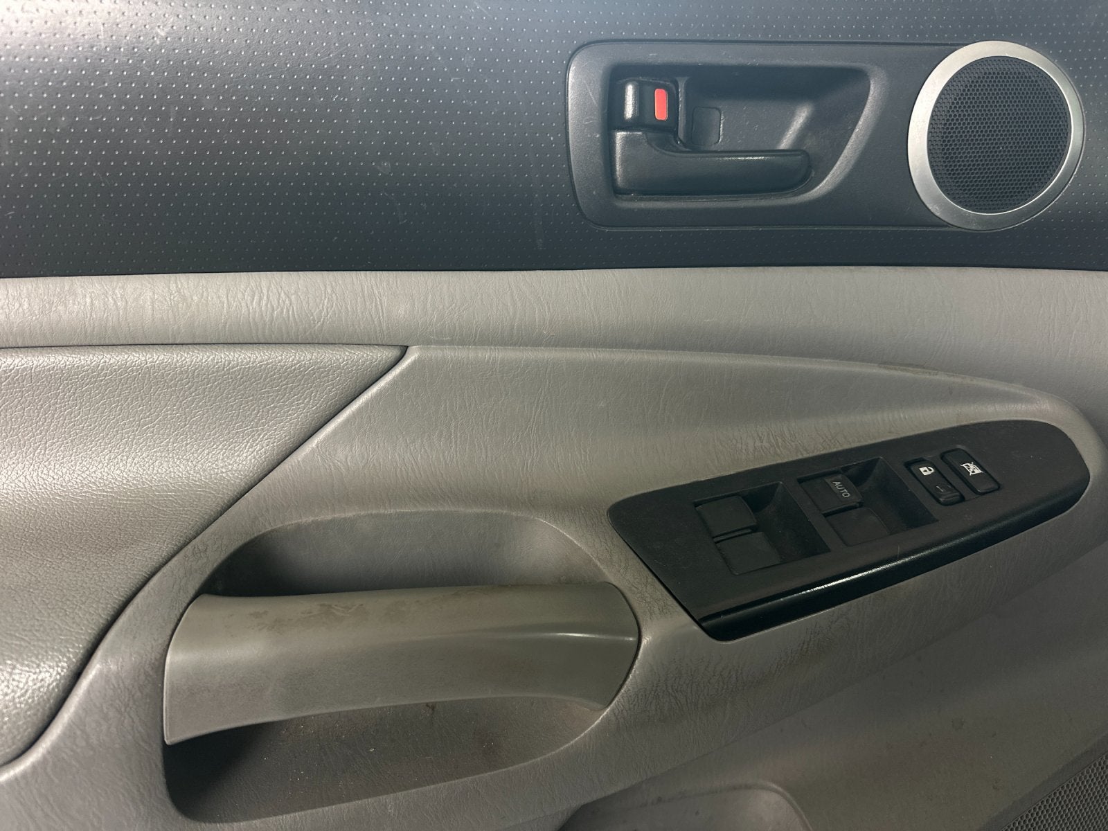 2012 Toyota Tacoma Base V6