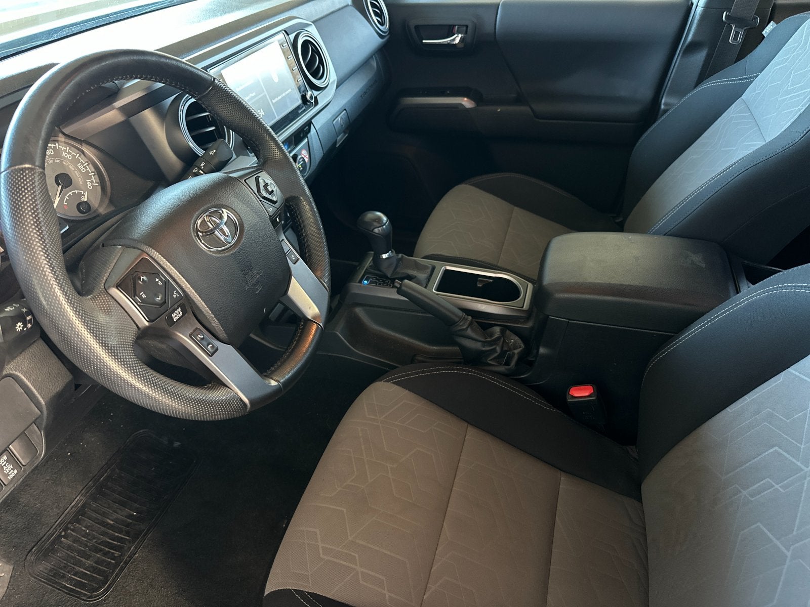 2023 Toyota Tacoma TRD Off-Road V6