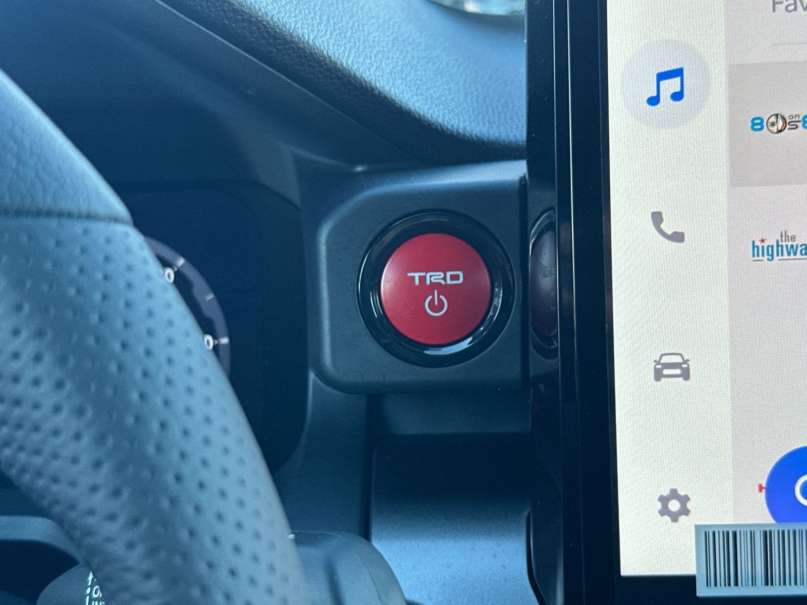 2025 Toyota Tacoma Hybrid TRD Off Road