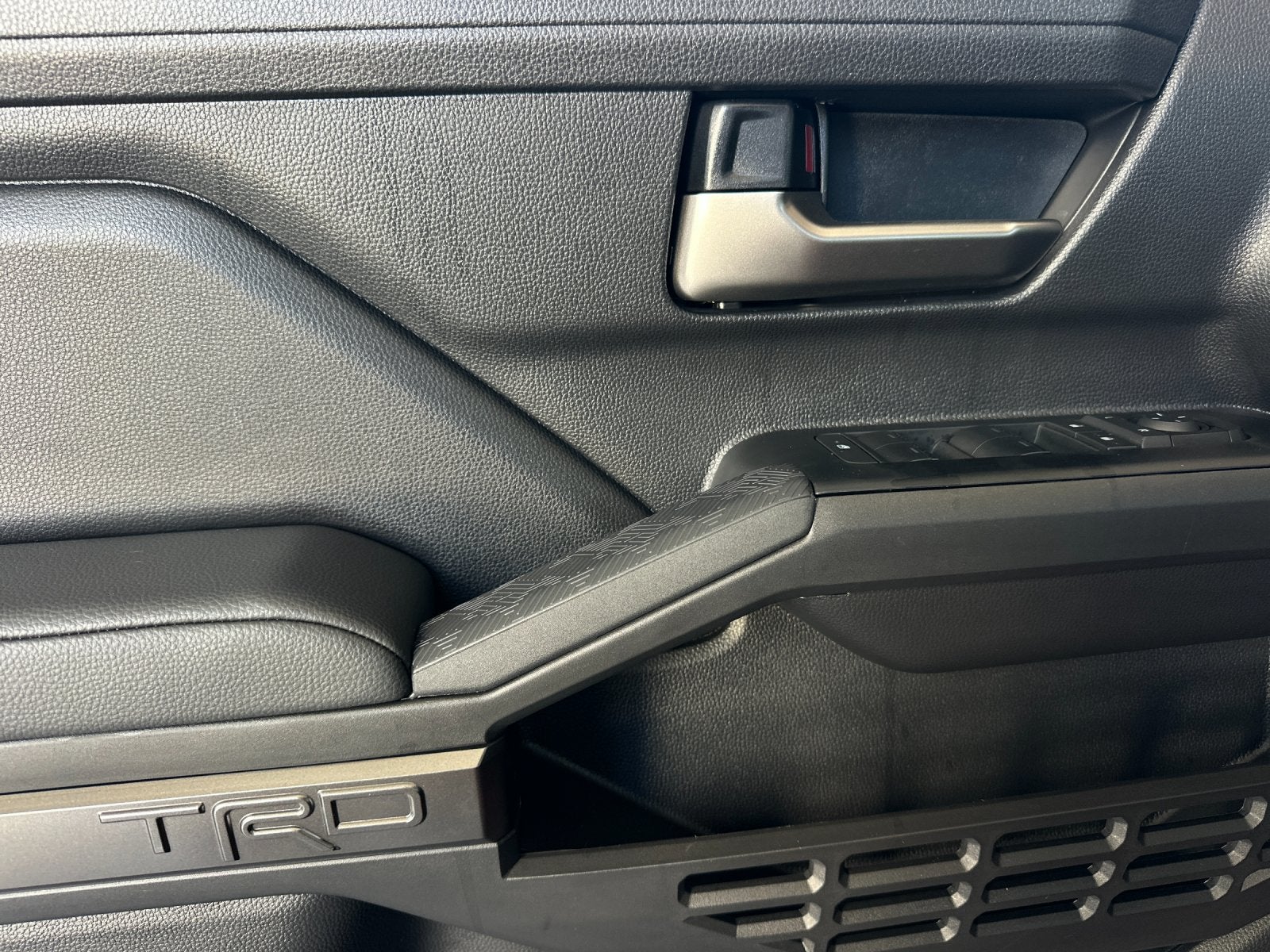 2025 Toyota Tacoma Hybrid TRD Off Road