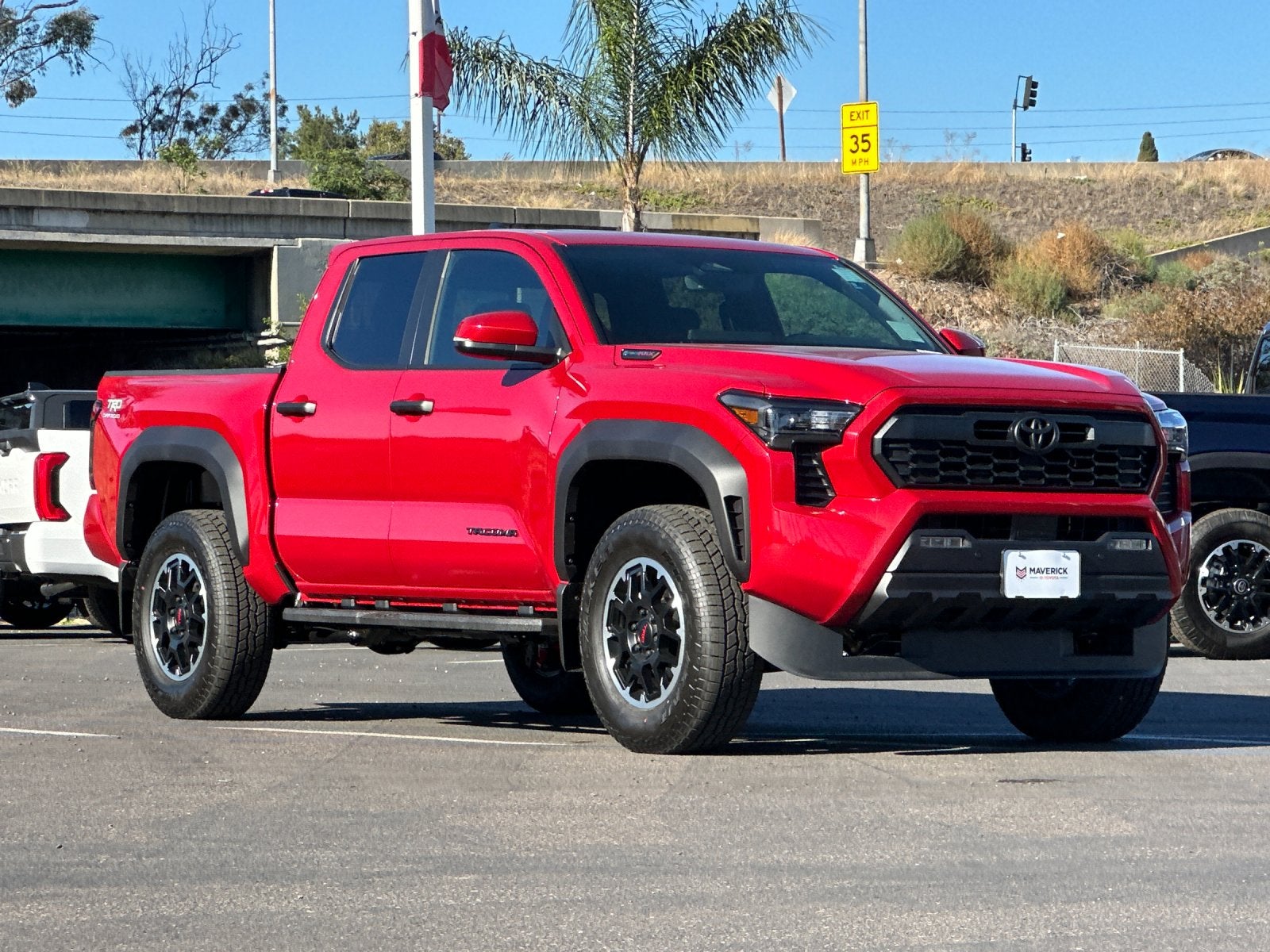 2025 Toyota Tacoma Hybrid TRD Off Road