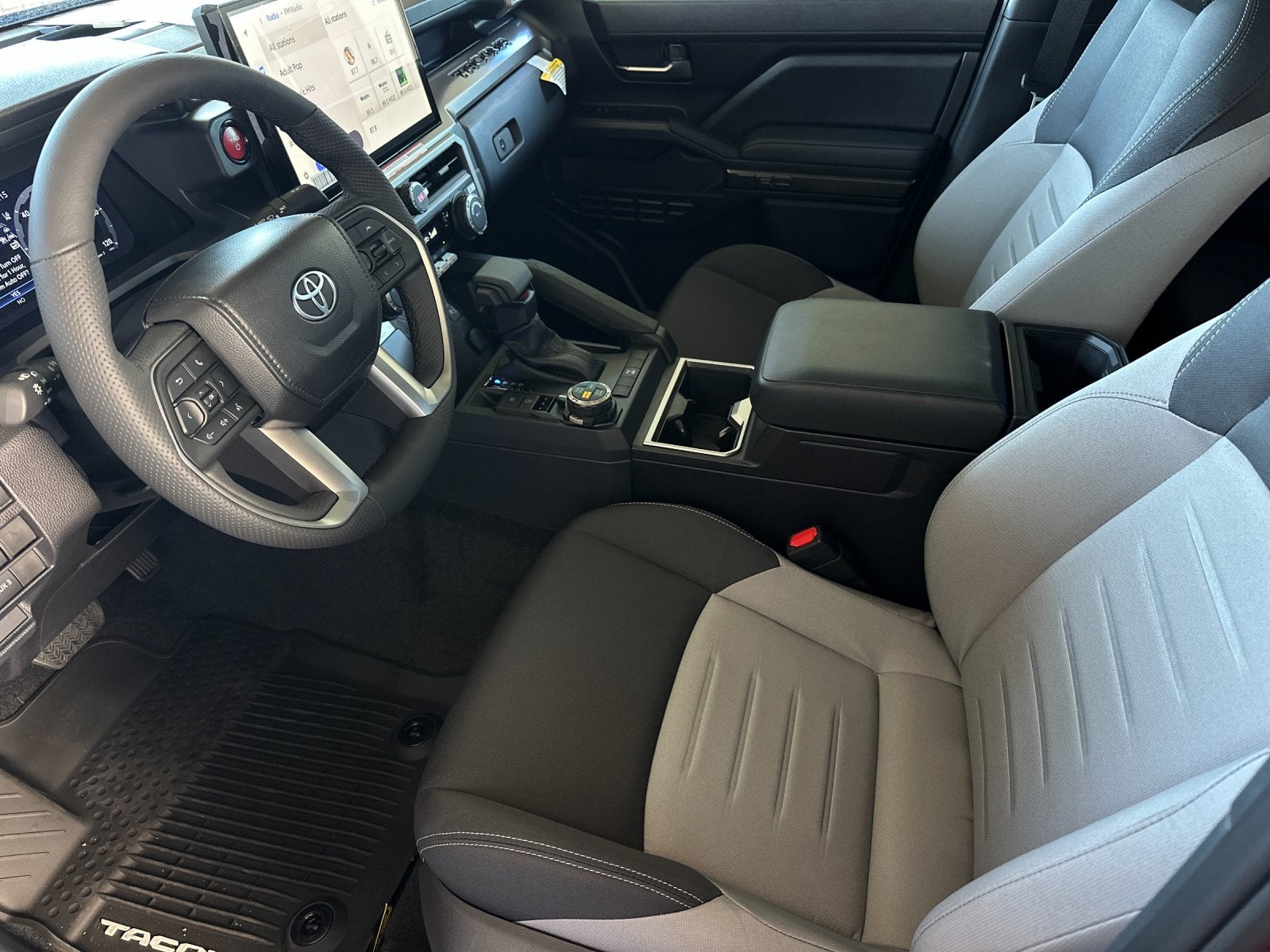 2025 Toyota Tacoma Hybrid TRD Off Road