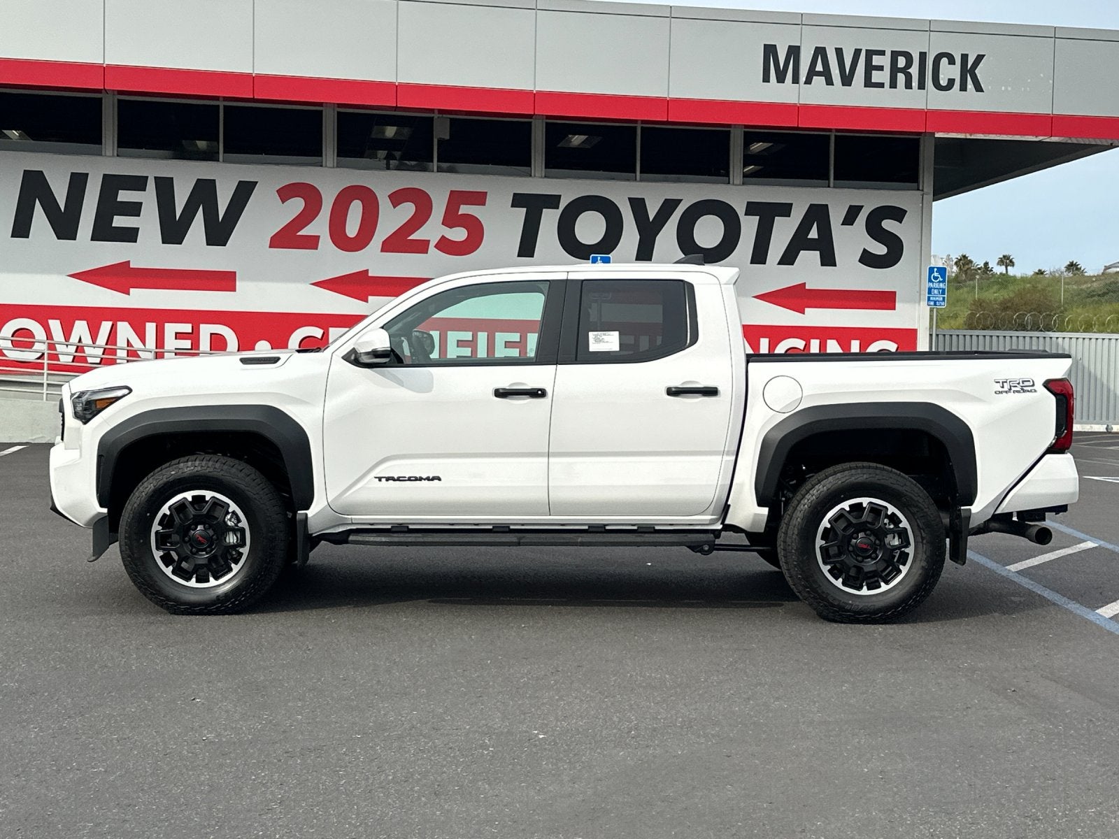 2026 Toyota Tacoma Hybrid TRD Off-Road