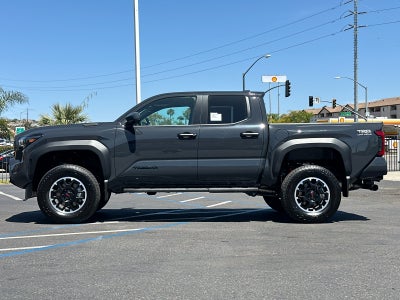 2026 Toyota Tacoma Hybrid TRD Off Road