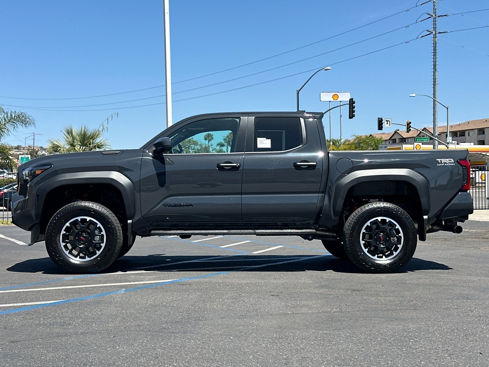 2026 Toyota Tacoma Hybrid TRD Off Road