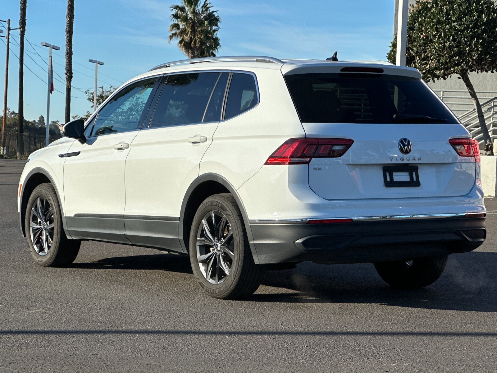 2024 Volkswagen Tiguan 2.0T SE