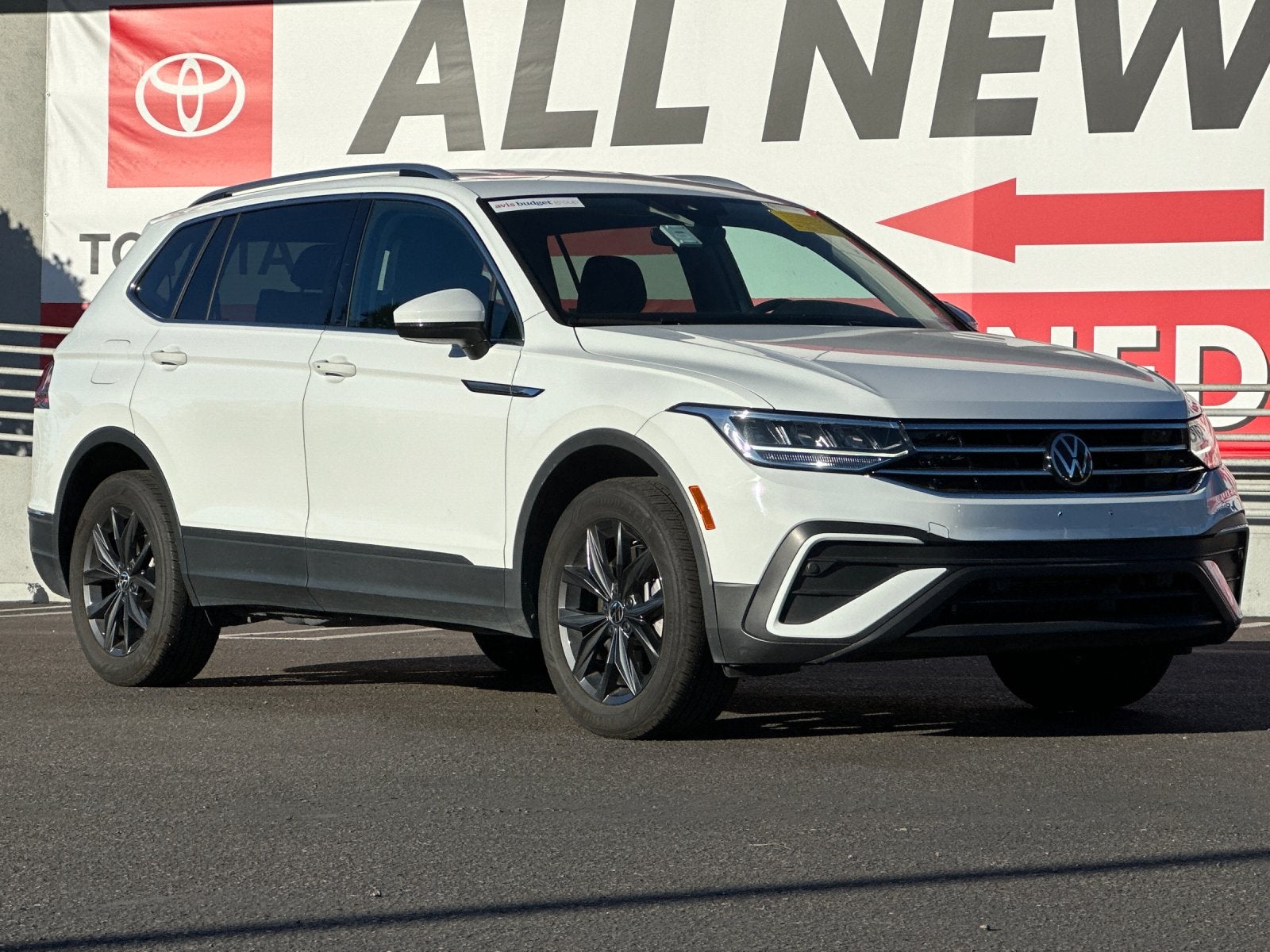 2024 Volkswagen Tiguan 2.0T SE