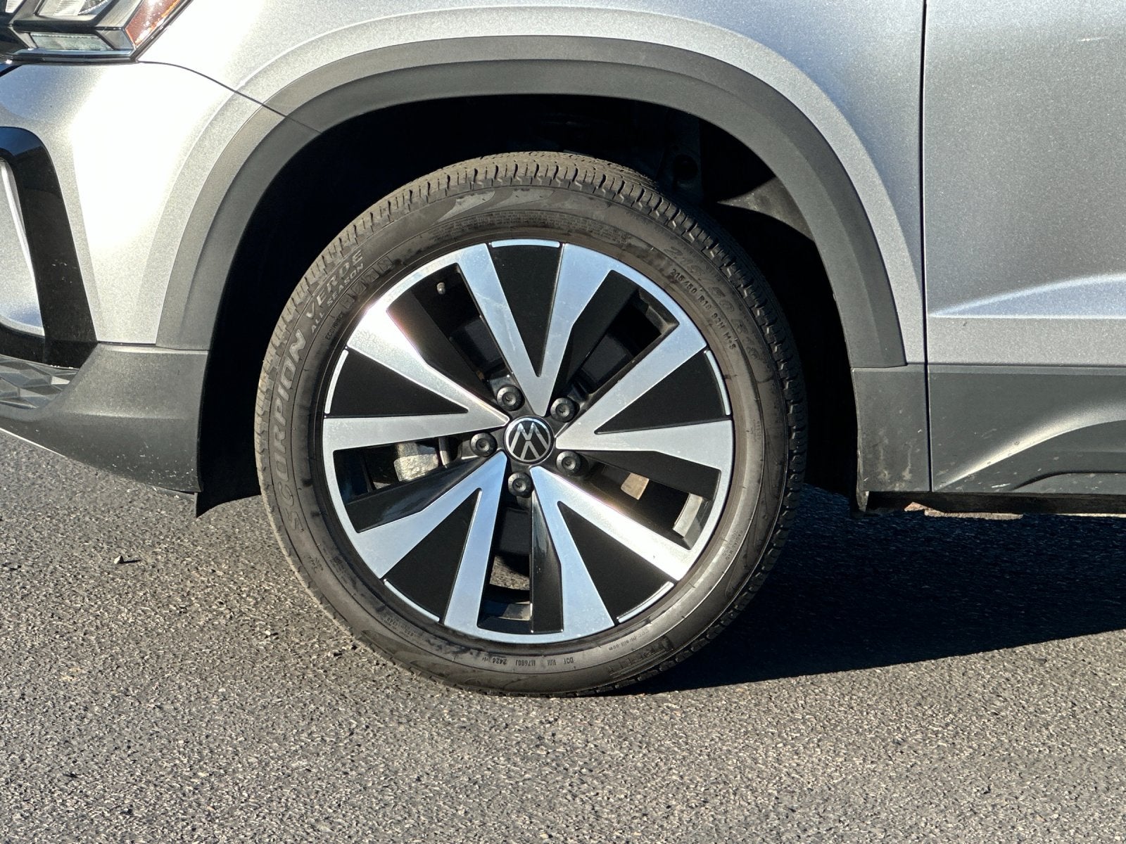 2024 Volkswagen Taos 1.5T SE