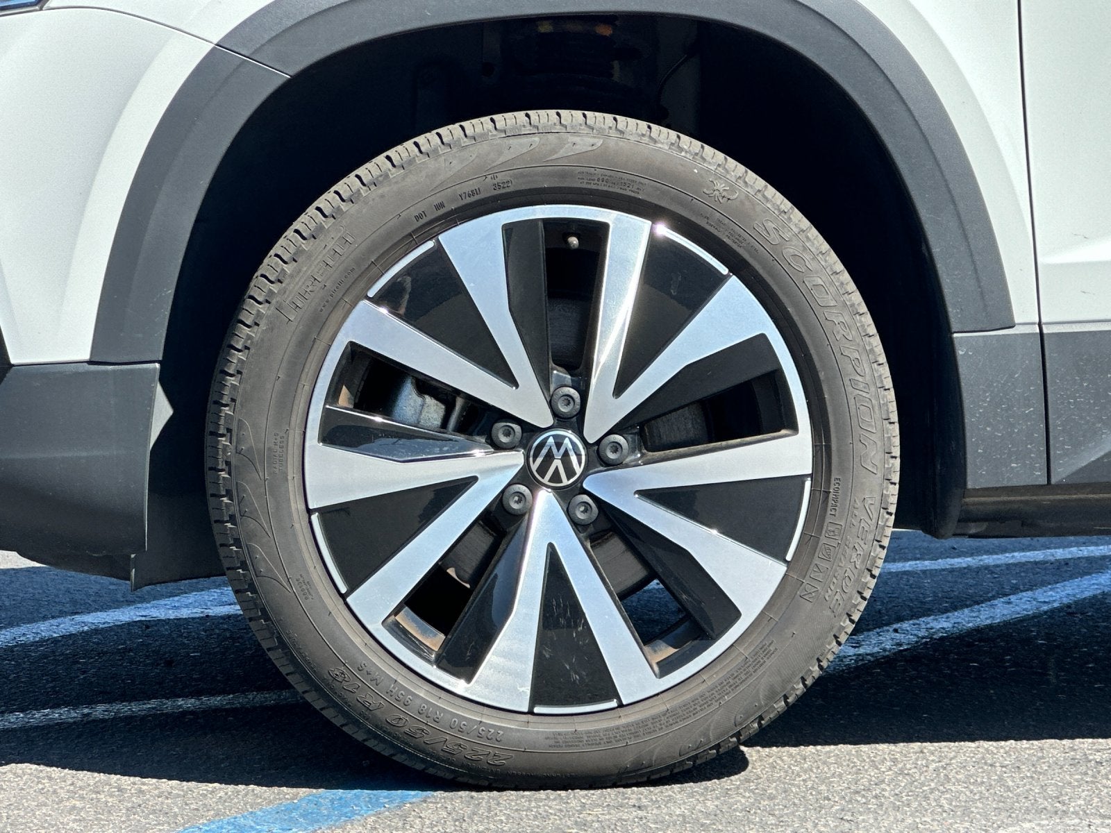 2023 Volkswagen Taos 1.5T SE