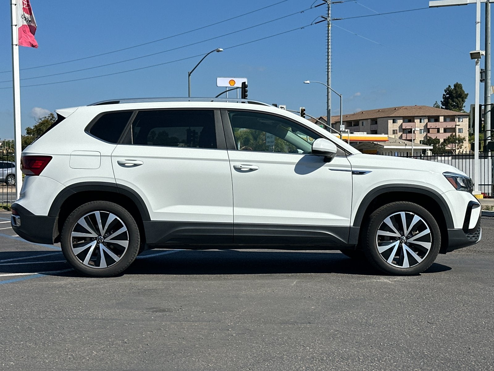 2023 Volkswagen Taos 1.5T SE