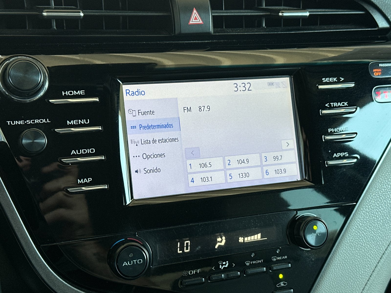 2019 Toyota Camry SE