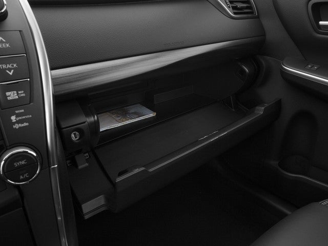 2016 Toyota Camry Hybrid SE