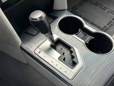 2014 Toyota Camry Hybrid XLE