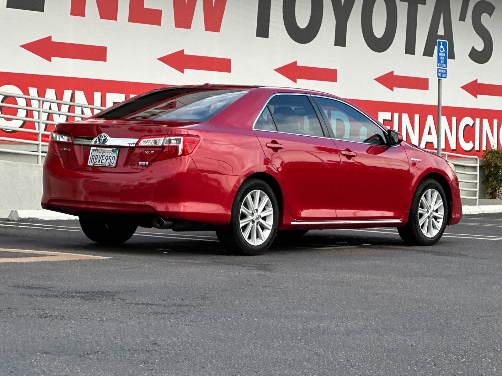 2014 Toyota Camry Hybrid XLE