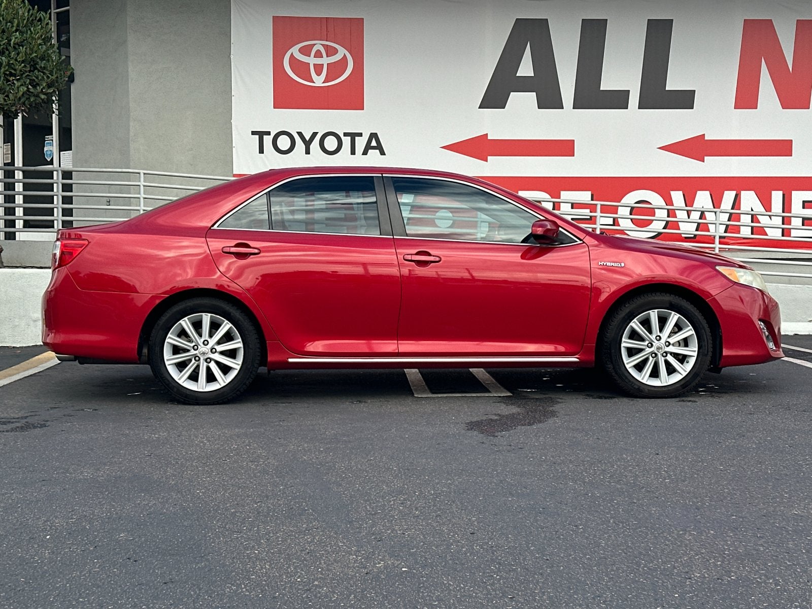2014 Toyota Camry Hybrid XLE