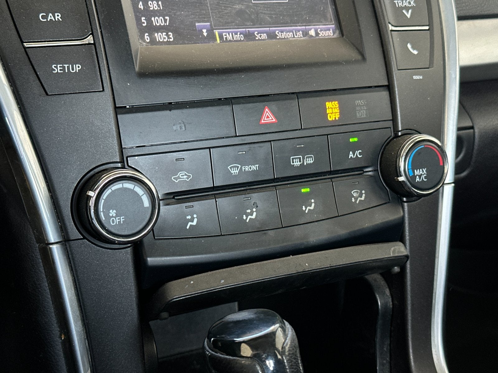 2017 Toyota Camry SE