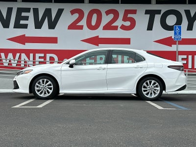 2024 Toyota Camry LE