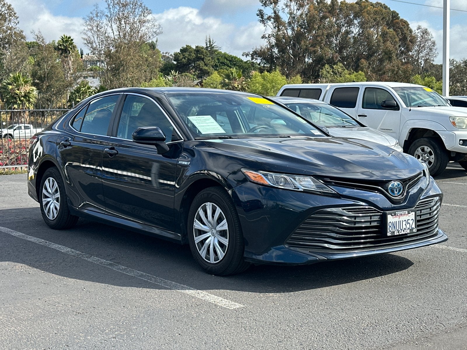 2020 Toyota Camry Hybrid LE