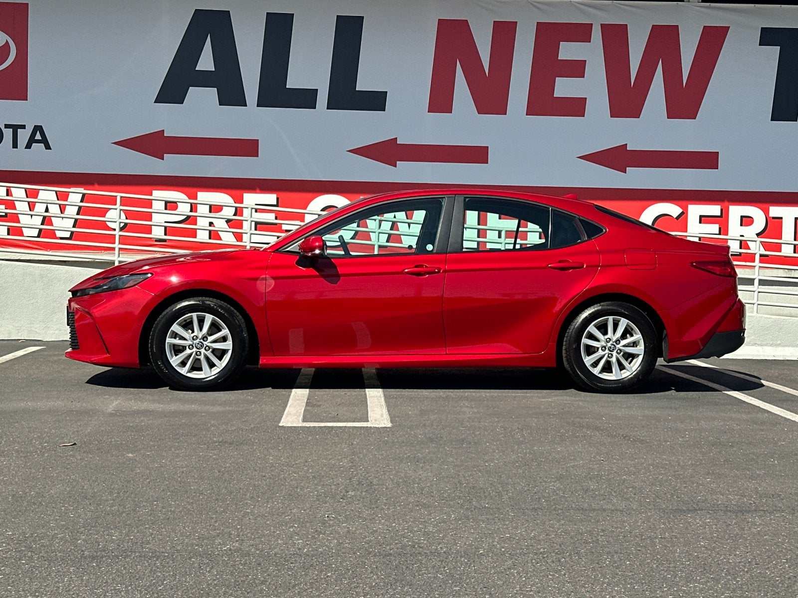 2025 Toyota Camry LE