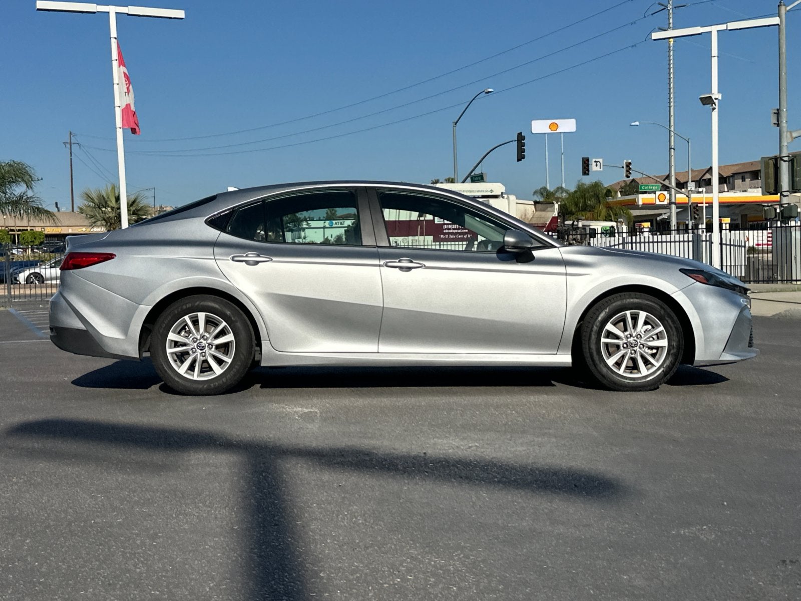 2025 Toyota Camry LE