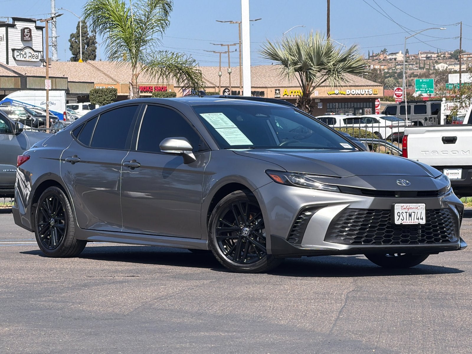 2025 Toyota Camry SE