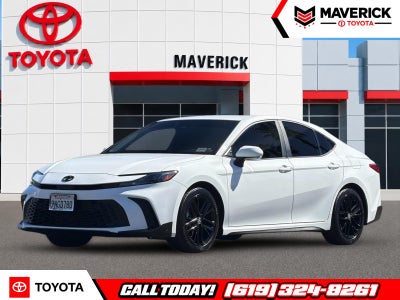 2025 Toyota Camry SE
