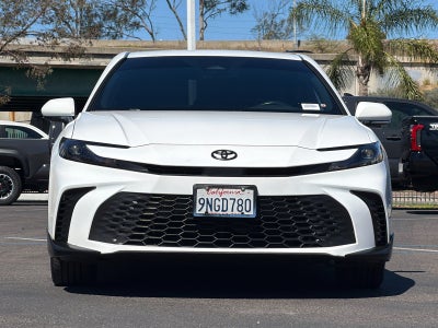 2025 Toyota Camry SE