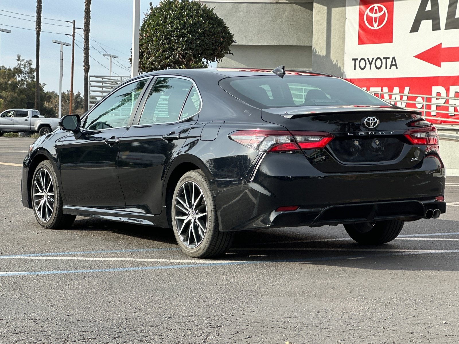 2024 Toyota Camry SE
