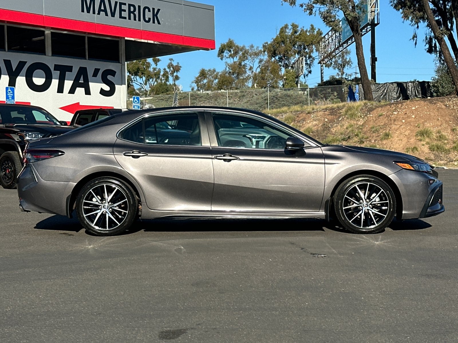 2024 Toyota Camry SE