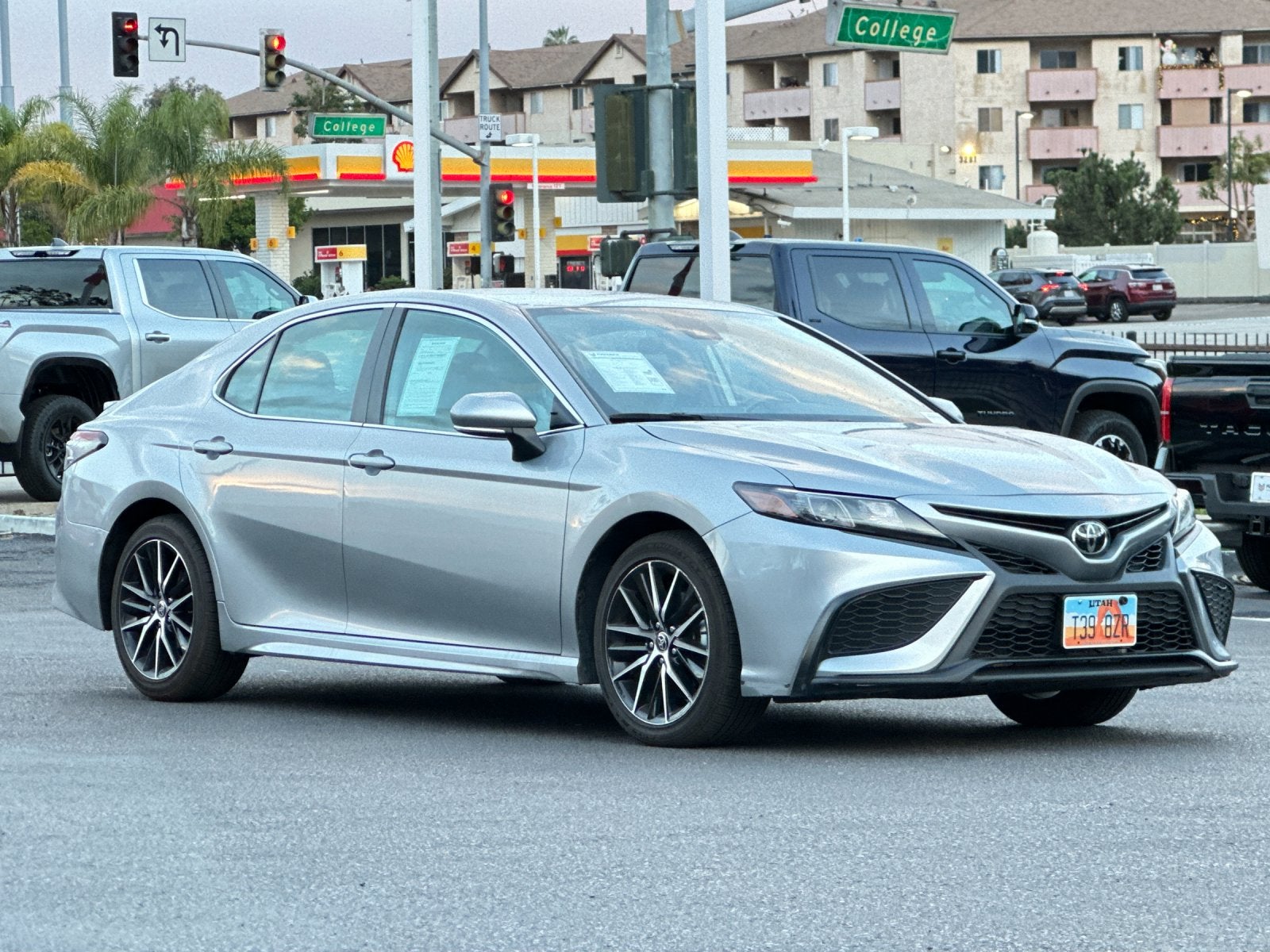 2024 Toyota Camry SE