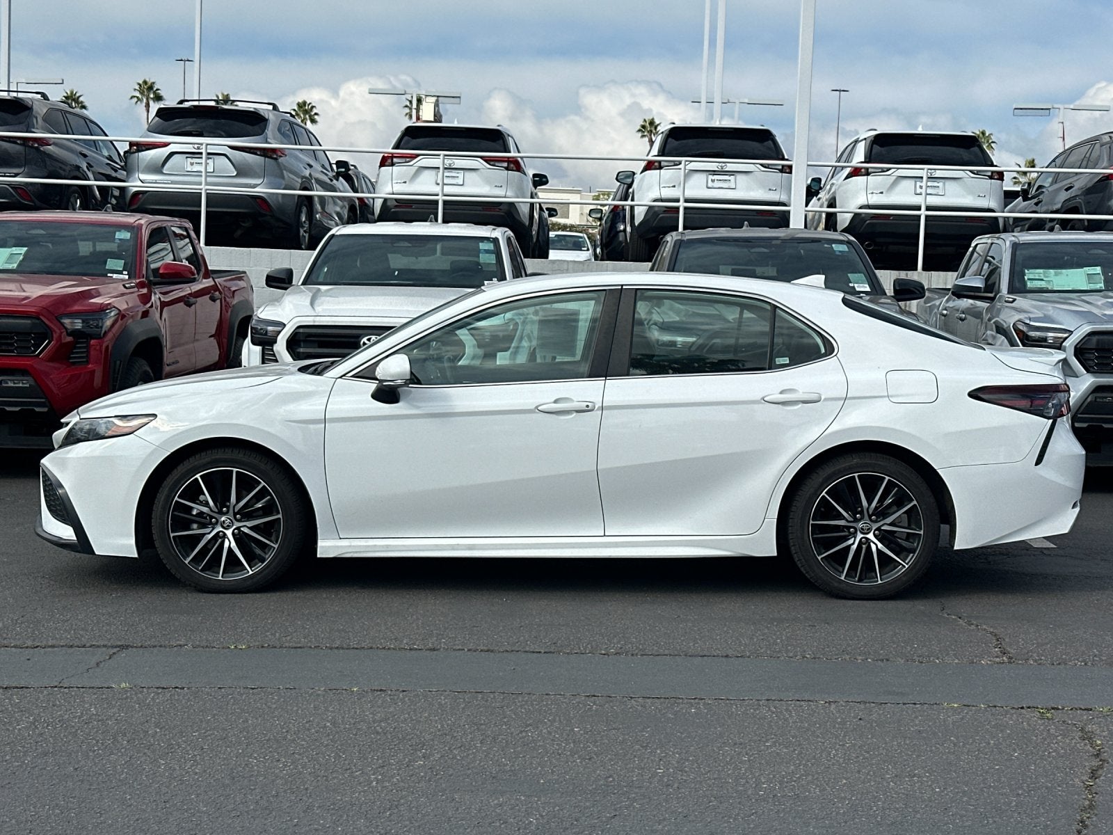 2023 Toyota Camry SE