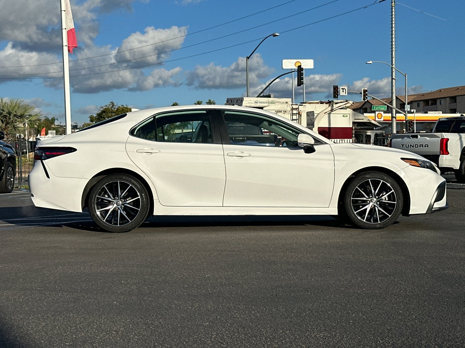 2024 Toyota Camry SE