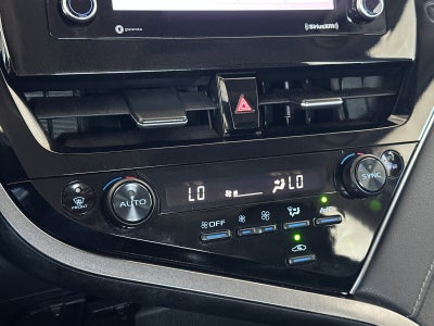 2024 Toyota Camry Hybrid SE