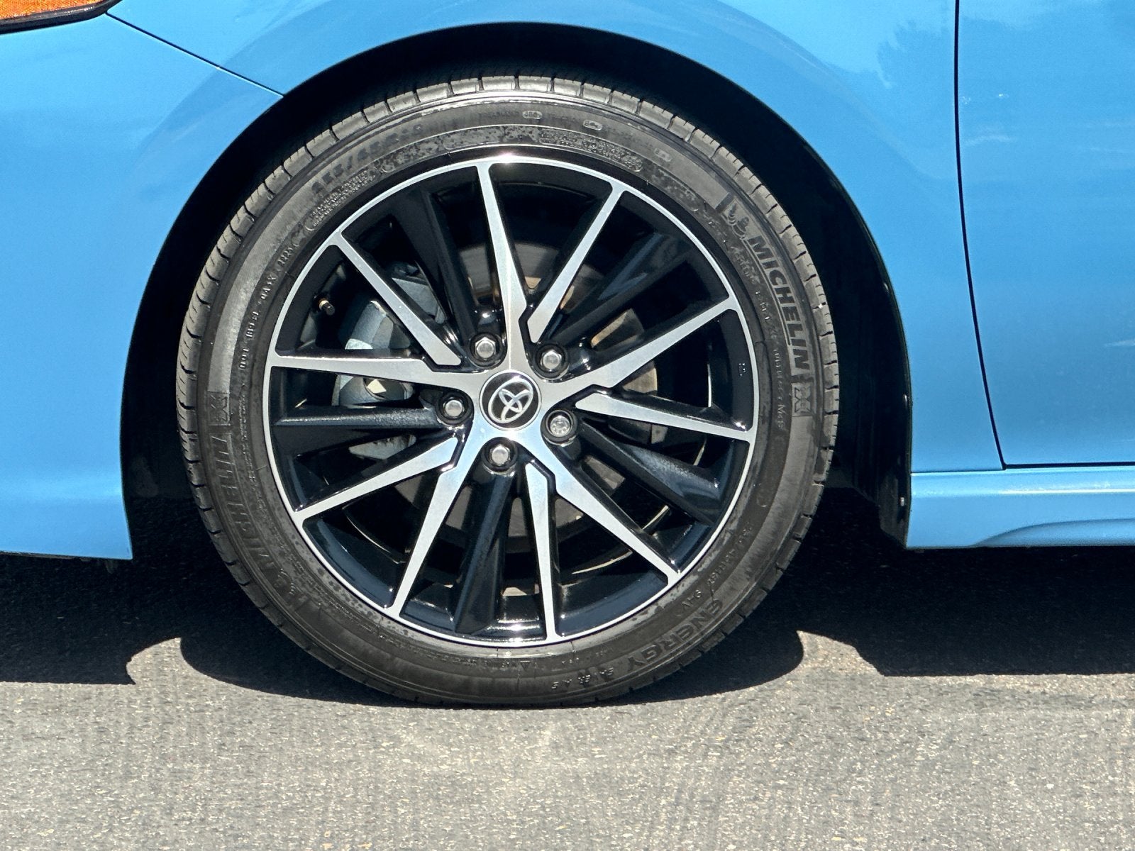 2024 Toyota Camry Hybrid SE
