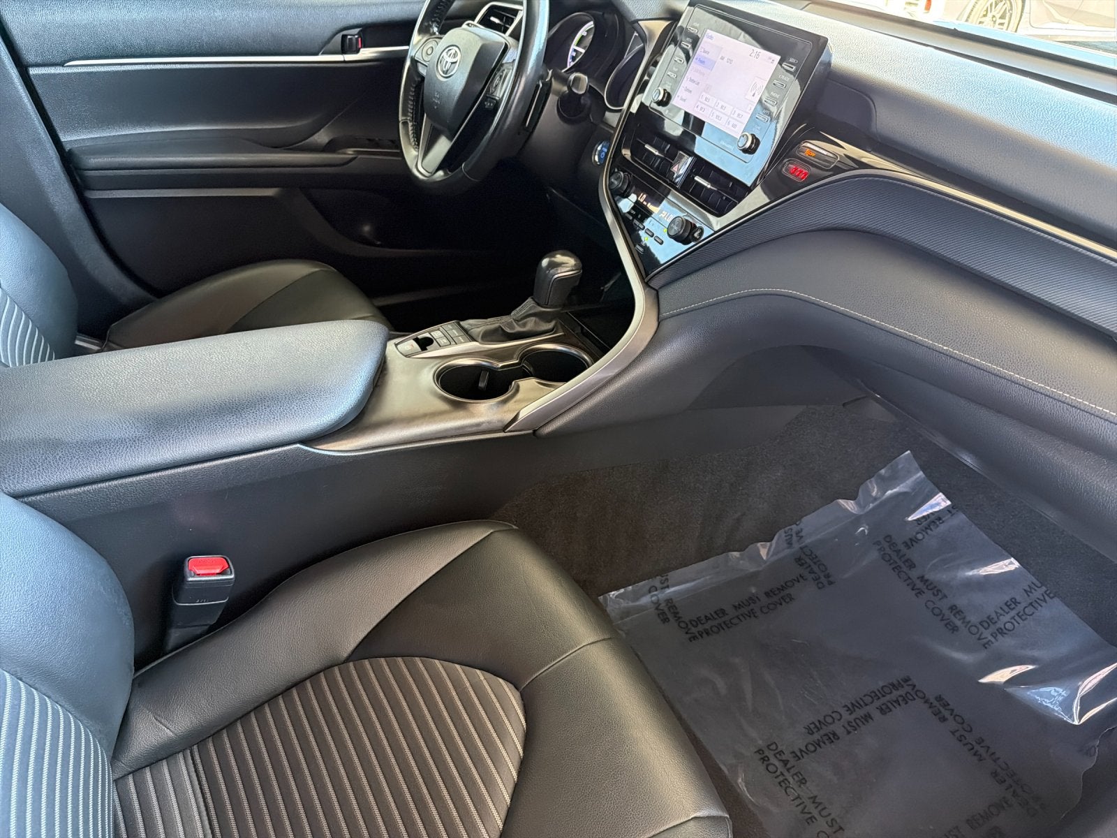 2024 Toyota Camry Hybrid SE