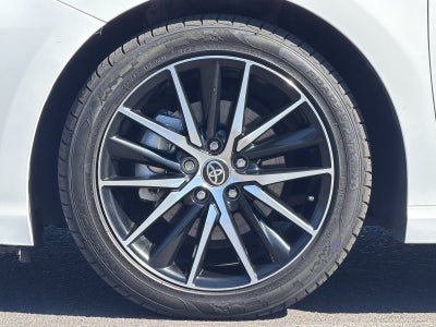 2024 Toyota Camry Hybrid SE