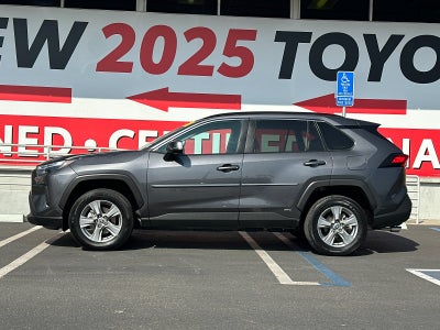 2024 Toyota RAV4 Hybrid LE