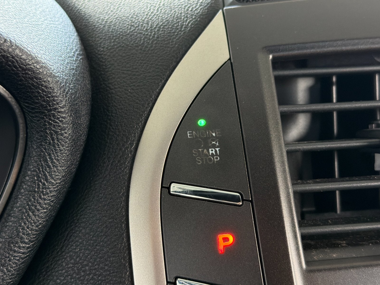 2015 Lincoln MKC Base