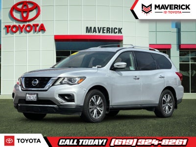 2020 Nissan Pathfinder S