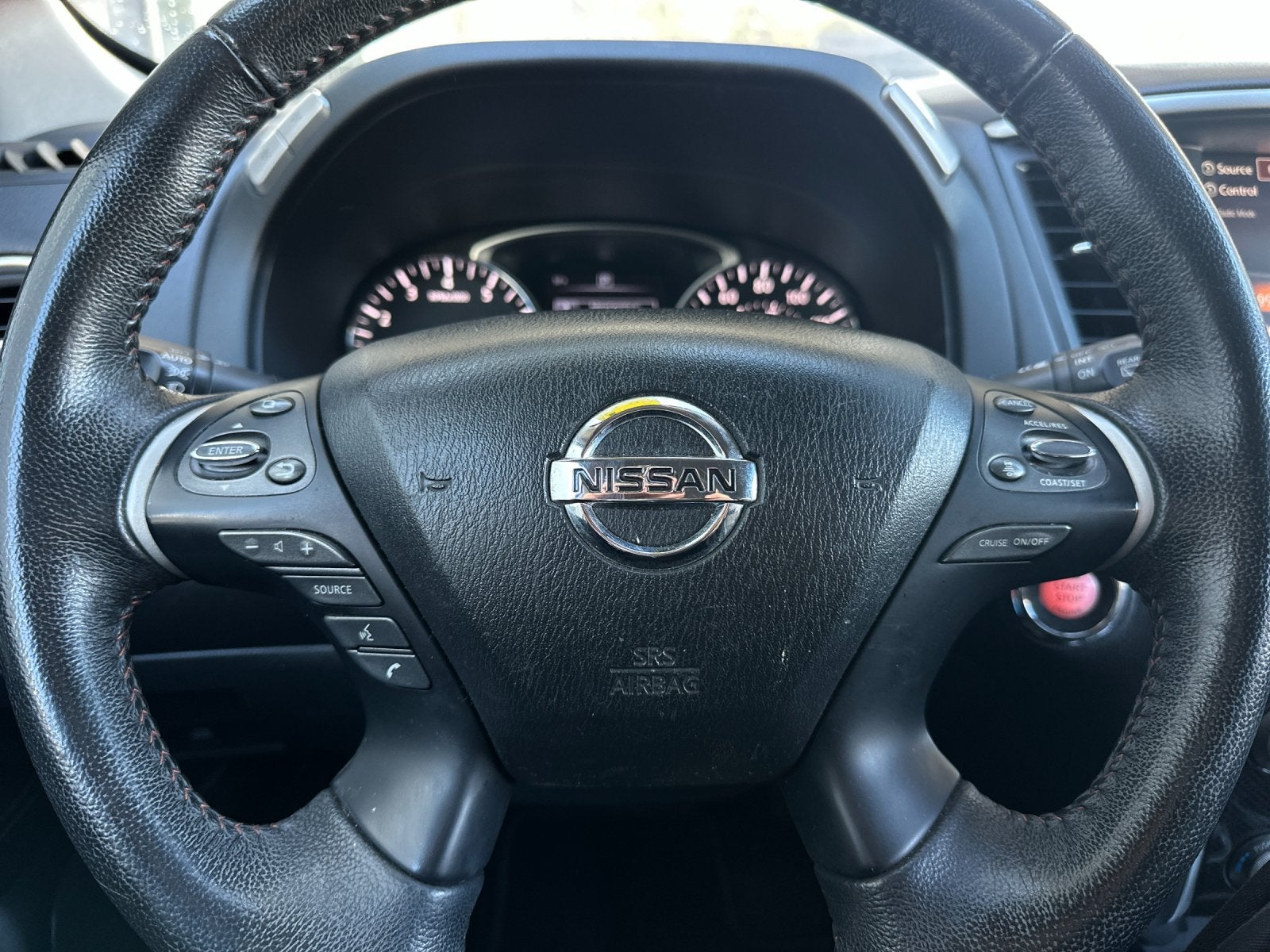 2019 Nissan Pathfinder SV