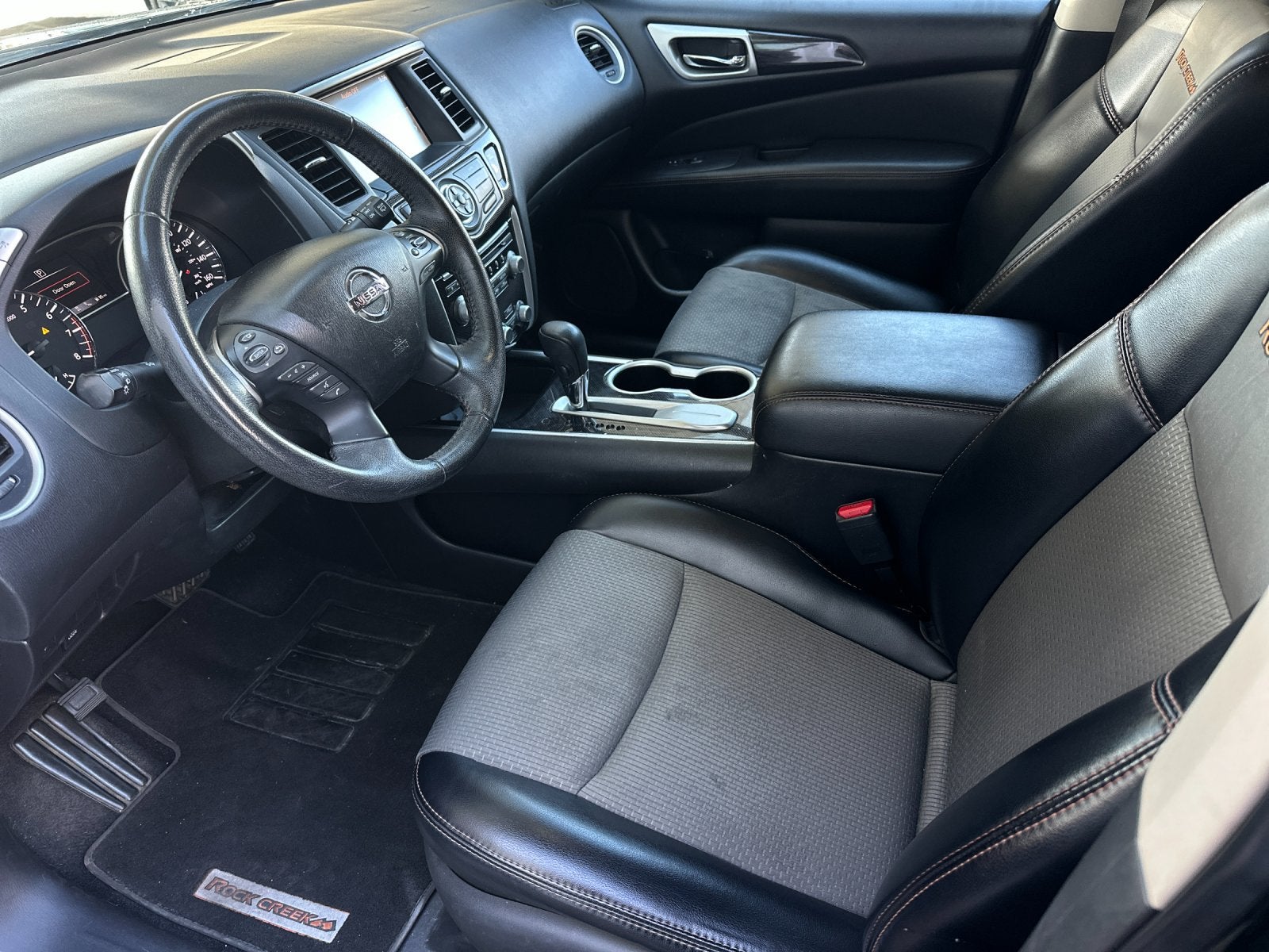 2019 Nissan Pathfinder SV