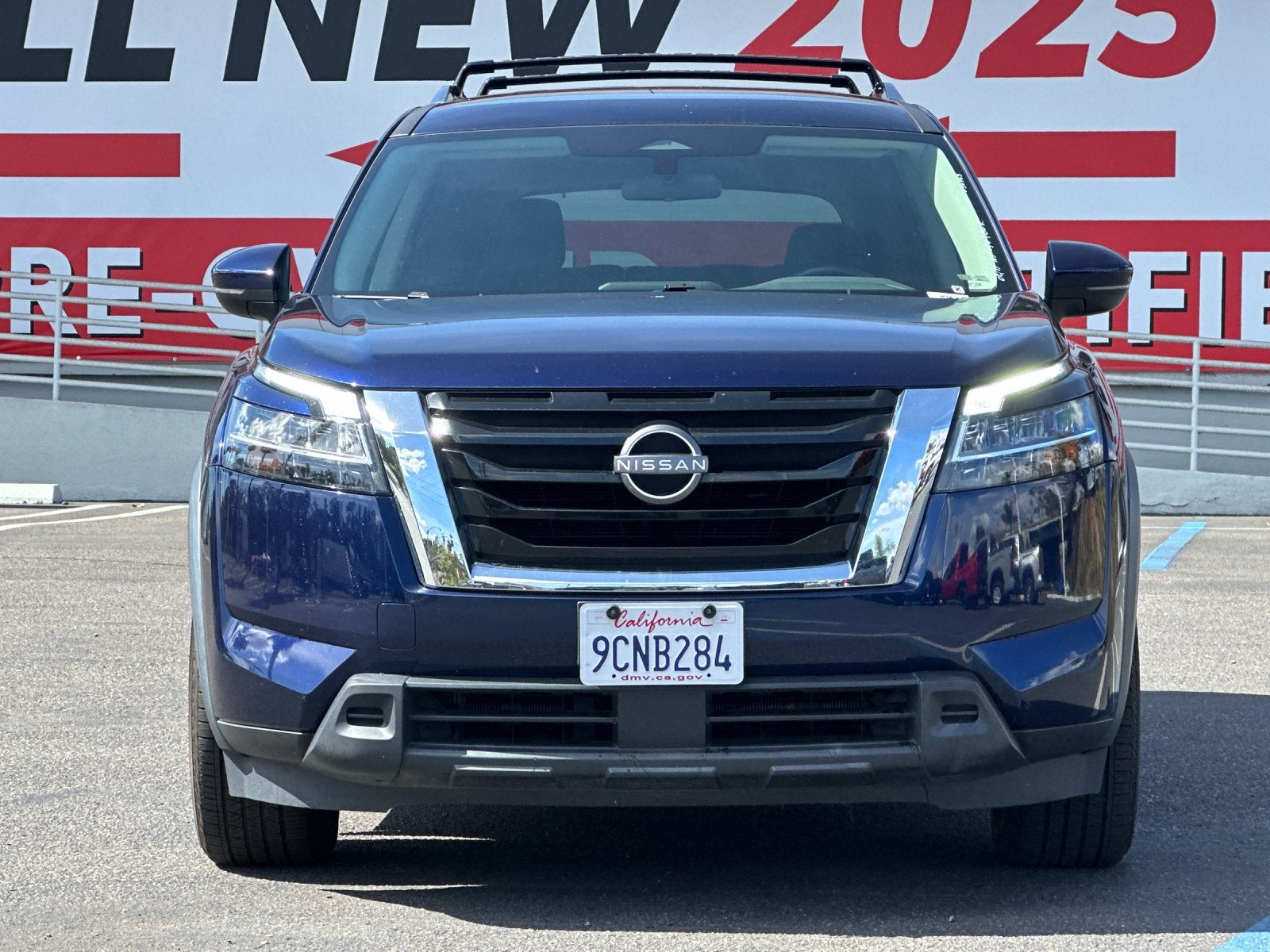 2022 Nissan Pathfinder SV