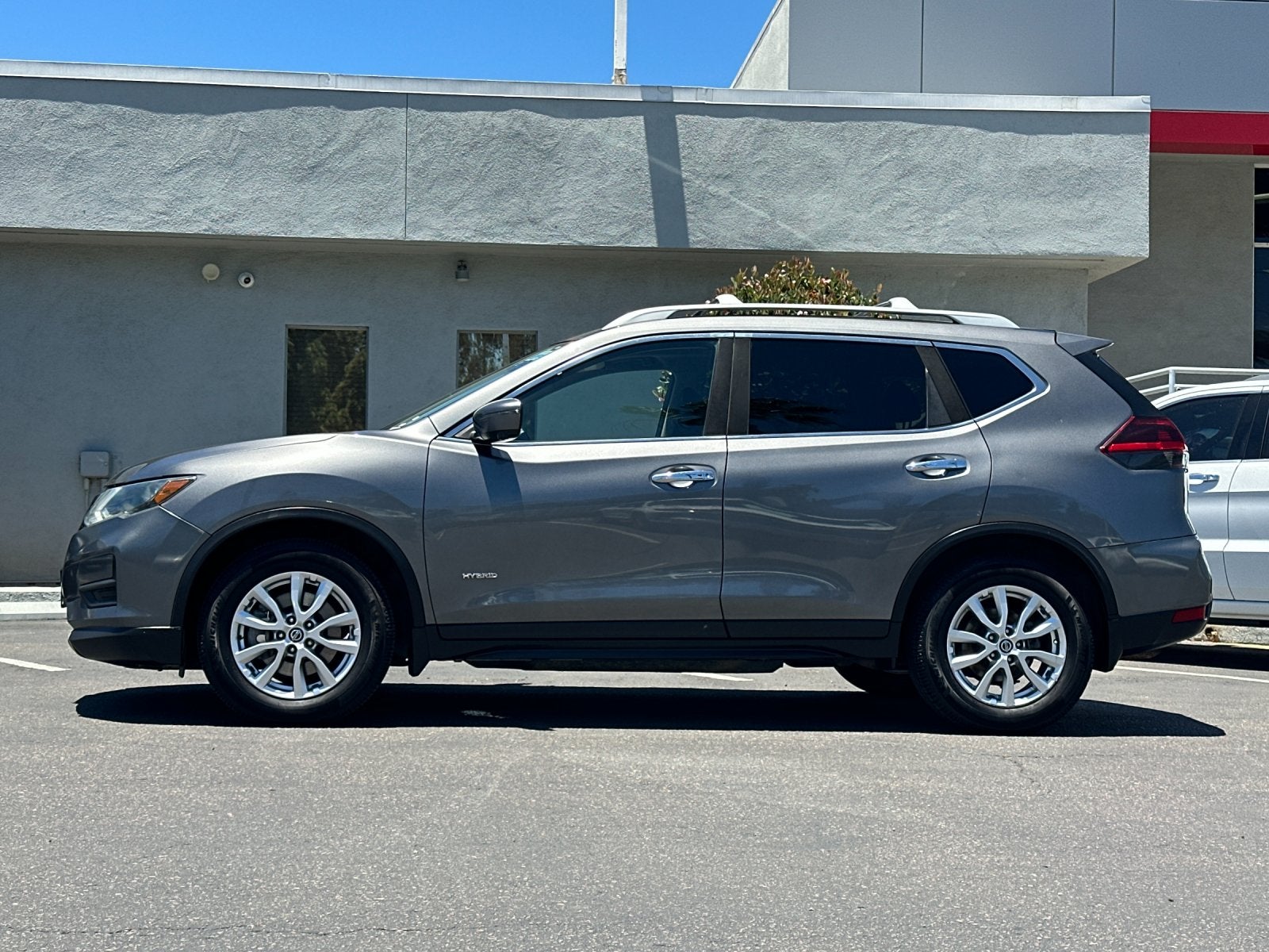 Used 2018 Nissan Rogue SV with VIN 5N1ET2MT6JC846884 for sale in Lemon Grove, CA