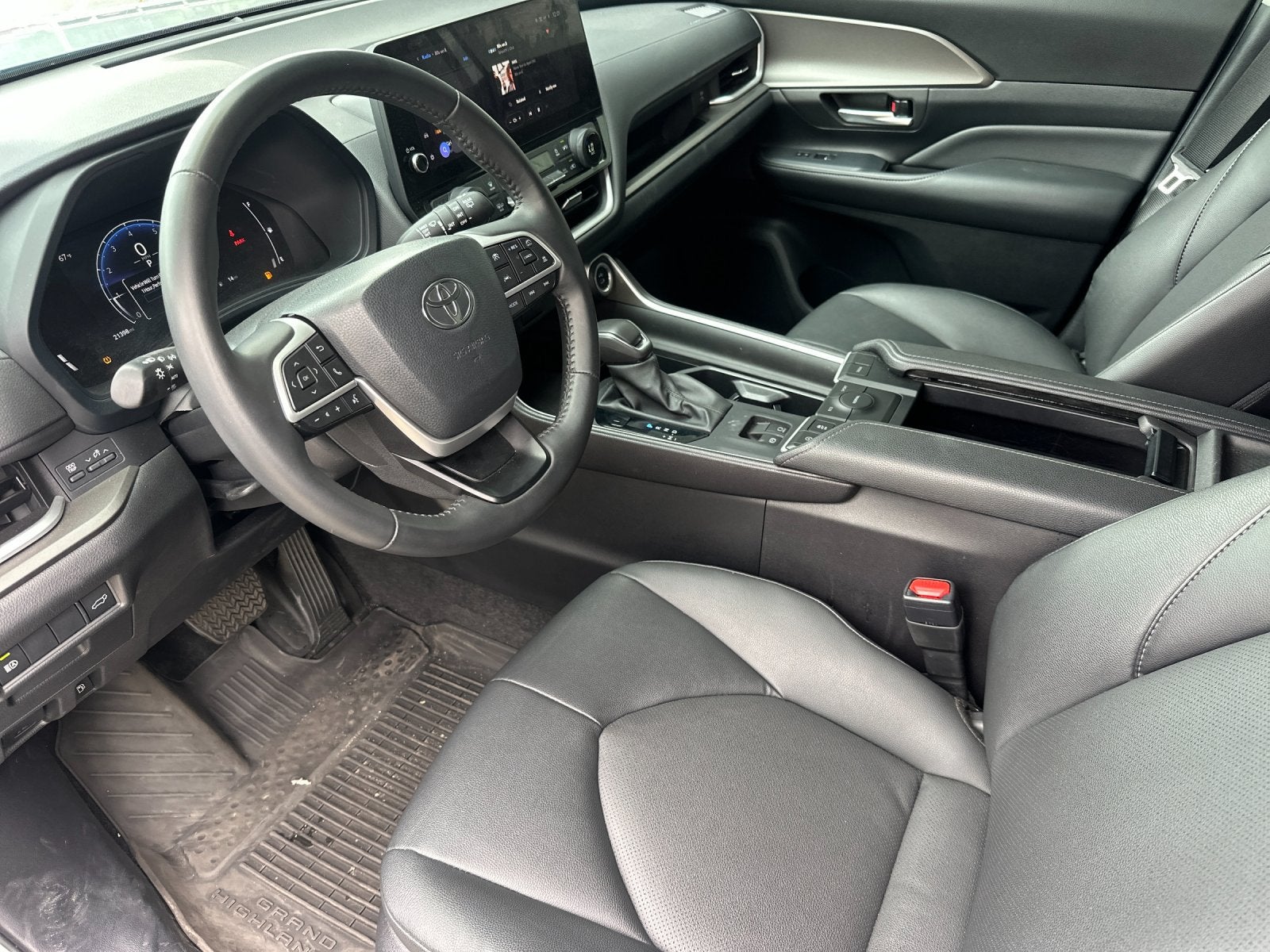 2024 Toyota Grand Highlander XLE